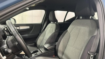 Volvo XC40 Crossover Facelifting 2.0 B3 163KM 2022 Volvo XC 40 B3 Core Automat Kombi, zdjęcie 15