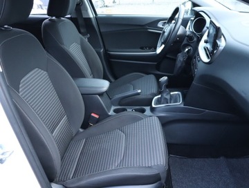 Kia XCeed Crossover Facelifting 1.5 T-GDi 160KM 2023 Kia XCeed 1.5 T-GDI, Salon Polska, 1. Właściciel, zdjęcie 8