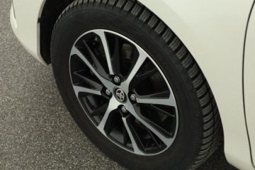 Toyota Yaris III Hatchback 5d Facelifting 2017 1.5 Dual VVT-iE 111KM 2018 Toyota Yaris 1.5 Dual VVT-i, Salon Polska, zdjęcie 17