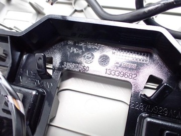 LAMPA INTERIÉR KABINY ORIGINÁLNÍ OPEL ASTRA IV J 12R