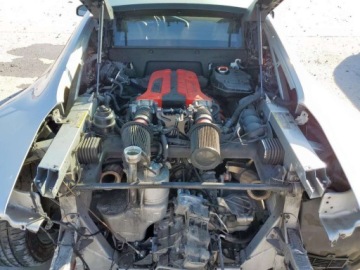 Audi R8 I Coupe 4.2 V8 FSI 430KM 2011 Audi R8 Coupe Quattro 2011 4.2 Benzyna 430KM, zdjęcie 3