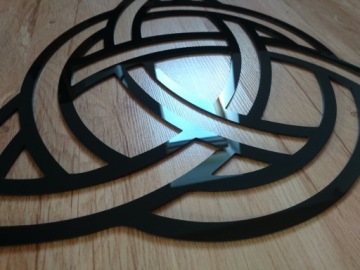 Черная картина на светлой стене без сверления A159 CELTIC TRIQUETRA 40см