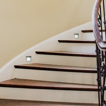 Светодиодный лестничный светильник с датчиком движения 230В