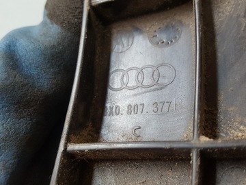 AUDI A1 8X 10-14R VÝZTUHA NÁRAZNÍKU LEVÝ ZADNÍ 8X0807377B