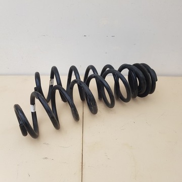 SPRĘŻYNY TYŁ KOMPLET VW PASSAT B8 3Q0511115