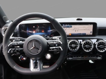 Mercedes Klasa A W177/V177 Hatchback AMG Facelifting 2.0 A45S 421KM 2026 A Klasa 45 S AMG 4-Matic + 2.0 (421KM) 2026, zdjęcie 5
