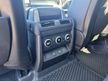 Land Rover Defender IV (L663) 90 2.0 i4P 300KM 2023 Land Rover Defender 2.0 Turbo 300 KM, 4x4,, zdjęcie 28