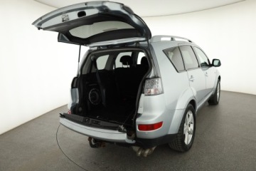 Mitsubishi Outlander II 2.0 DID DOHC 140KM 2008 Mitsubishi Outlander 2.0 DI-D, Salon Polska, 4X4, zdjęcie 9