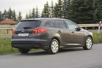 Ford Focus III Kombi Facelifting 1.0 EcoBoost 125KM 2016 Ford Focus 1.0 nawi grzana szyba doinwestowany, zdjęcie 6
