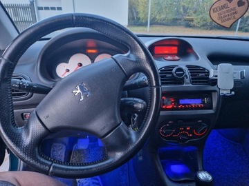 Peugeot 206 Hatchback 1.6 16V HDi 109KM 2005 Peugeot 206 1.6 HDi 109KM Zobacz!!!, zdjęcie 8