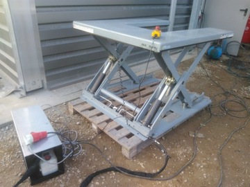 STOL NOZYCOWY PODNOSNIK POD EUROPALETY 1,20mx1,40m