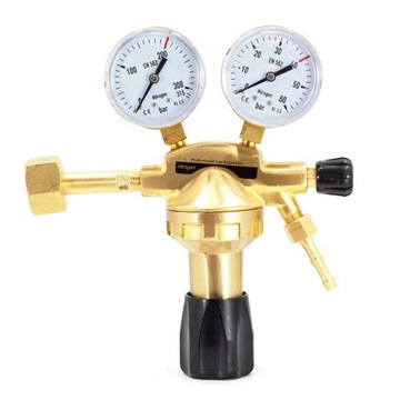 ZESTAW BUTLA AZOT PEŁNA 8l KLIMA + REDUKTOR GCE 40