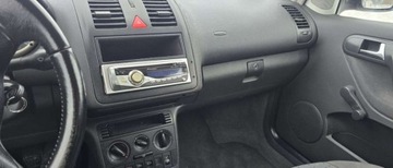 Volkswagen Polo IV 2001 Volkswagen Polo Vw Polo 1.0B 2001r alu grzane fotele Benzyna 60KM, zdjęcie 5