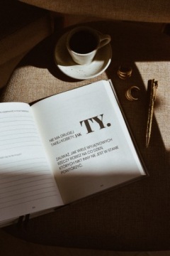 DZIENNIK AUTOREFLEKSJI | Rozwojowy Przewodnik | beż