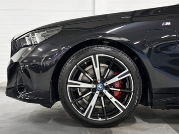 BMW Seria 5 G90-91 2025 BMW Seria 5 530e xDrive M Sport 2.0 299KM, zdjęcie 13