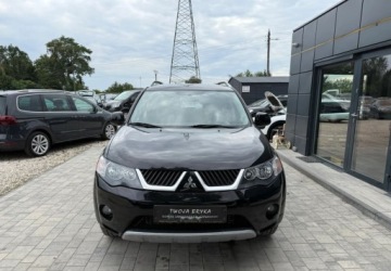 Mitsubishi Outlander II 2.4 MIVEC 170KM 2009 Mitsubishi Outlander Mitsubishi Outlander 2.4 Intense 2.4 Benzyna 170KM, zdjęcie 11