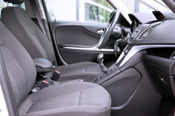 Opel Zafira C Tourer 1.4 Turbo ECOTEC 140KM 2014 Opel Zafira BiXenon|2x Park|6 Bieg| Navi|7 Foteli, zdjęcie 10