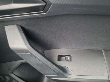 Seat Ibiza V Hatchback 5d 1.0 MPI 75KM 2018 Seat Ibiza Seat Ibiza 1.0 Reference Benzyna 75KM, zdjęcie 25