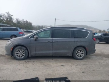 Chrysler Voyager V 2021 Chrysler Voyager 2021 r., 3,6L LXI 3.6 Benzyna 287KM, zdjęcie 14