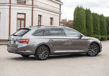 Skoda Superb III Kombi Facelifting 2.0 TDI SCR 150KM 2023 Skoda Superb LaurinKlement FulLedy Virtual Pano Canton Skora Camery El.Kla, zdjęcie 13