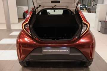 Toyota Aygo X 1.1 VVT-i 72KM 2023 Toyota Aygo X X 1.0 VVT-i Comfort Benzyna 72KM, zdjęcie 13