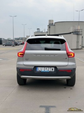 Volvo XC40 Crossover Facelifting 2.0 B5 250KM 2022 Volvo XC 40 2.0 250KM bardzo zadbane,nowe auto 2.0 Benzyna 250KM, zdjęcie 7