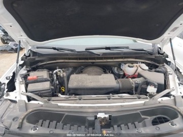 Chevrolet Suburban GMT900 2024 Chevrolet Suburban 2024, 5.3, 4x4, Z71, od ubezpieczalni 5.3 Benzyna 355KM, zdjęcie 11