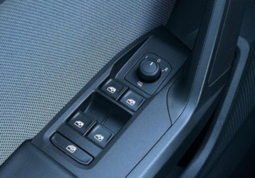 Seat Leon IV 2021 Seat Leon Style mild Hybrid, Tempomat, MirrorLink, Salon Polska, 1 wlascic, zdjęcie 18