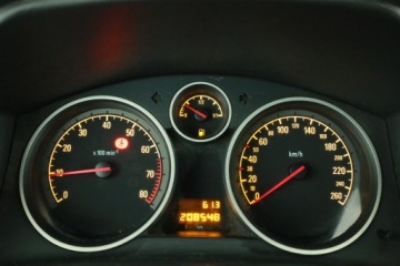 Opel Zafira B 1.6 Twinport ECOTEC 105KM 2007 Opel Zafira 1.6, 7 miejsc, Klima, Klimatronic, zdjęcie 7