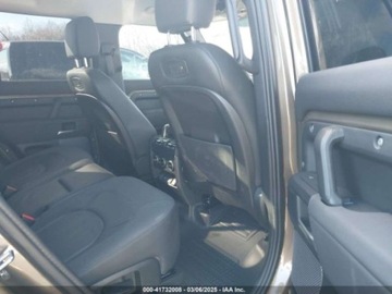 Land Rover Defender IV (L663) 2021 Land Rover Defender 110 S 2021 2.0l 2.0 Benzyna 296KM, zdjęcie 12