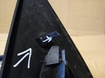 MEGANE II FL FACELIFT EL. LEVÉ ZRCÁTKO NV676 5-PIN EVROPA 12353060