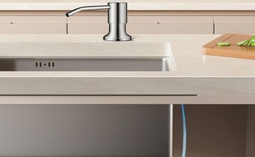 Дозатор жидкого мыла для кухонной мойки, серебристый.