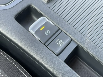 Volkswagen Passat B8 Variant Facelifting 2.0 TDI SCR 150KM 2023 Volkswagen Passat Variant 2.0 TDI 150KM krajowy, zdjęcie 17