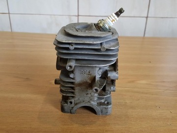 HUSQVARNA 236 CYLINDER TŁOK KOMPLET