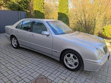 Mercedes Klasa E W210 Sedan 2.6 170KM 2001 Mercedes E 240 170KM Avantgarde Xenony Skóra, zdjęcie 3