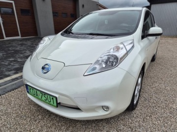 Nissan Leaf I Hatchback 5d Facelifting Elektryczny 109KM 2016 Nissan Leaf Sliczny Bialy elektryk 30KWH 149tys km Navi, kamera, automat f, zdjęcie 2