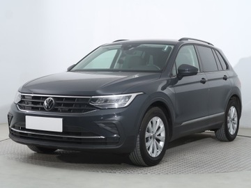Volkswagen Tiguan II SUV Facelifting 1.5 TSI 150KM 2022 VW Tiguan 1.5 TSI, Salon Polska, 1. Właściciel, zdjęcie 1