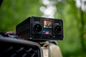 Преобразователь чистой синусоидальной волны Newell 12/230В 2000Вт