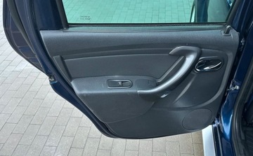 Dacia Duster I SUV Facelifting 1.5 dCi 109KM 2015 Dacia Duster 4x4 2015 1.5dCi, 109KM, Klima, Zarejestrowana w Polsce, VAT-m, zdjęcie 29