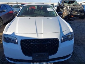 Chrysler 300C II 2021 Chrysler 300 2021r., 3.2l, od ubezpieczalni 3.2 Benzyna 392KM, zdjęcie 1