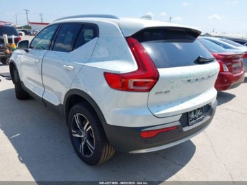 Volvo XC40 2025 Volvo XC 40 B5 Core Bright Theme 2025 2.0l 2.0 Benzyna 247KM, zdjęcie 2