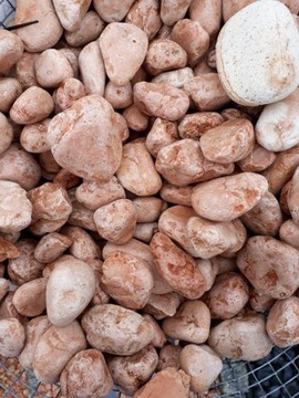 ОБРАЗЕЦ КАМНЯ: Галька Rosso Verona 3-6 см, декоративные камни для сада, 1 кг.