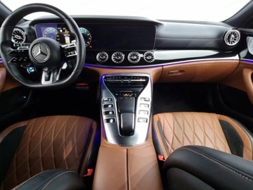 Mercedes AMG GT C190 Coupe 4d Facelifting 43 3.0 367KM 2025 MERCEDES-BENZ AMG GT 43 4-Matic+ 3.0 (367KM) 2025, zdjęcie 5