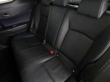 Toyota C-HR I Crossover 1.8 Hybrid 122KM 2017 Toyota C-HR GRATIS! Pakiet Serwisowy o wartości, zdjęcie 16