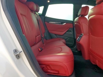 Maserati Levante 2022 Maserati Levante Modena 2022 3.0l 3.0 Benzyna 424KM, zdjęcie 11