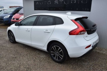 Volvo V40 II 2017 Volvo V40 Lift Duza-Navi Full-LED Klimatronic Tempomat Ambiente AluFelgi, zdjęcie 35