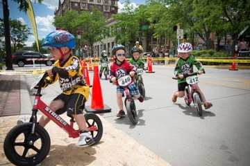 Strider Sport 12 - беговел - синий