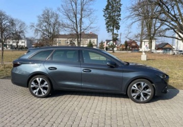 Seat Leon IV Hatchback 1.5 EcoTSI 130KM 2021 Seat Leon LEON IV 1.5TFSI Sportstourer Xcellence Virtual 3D Full Led Alu 18, zdjęcie 3