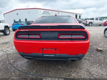Dodge Challenger III 2018 Dodge Challenger RT Scat Pack 2018 6.4l 6.4 Benzyna 485KM, zdjęcie 4