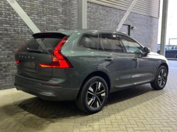 Volvo XC60 II 2026 VOLVO XC60 B5 AWD Core Suv 2.0 (264KM) 2026, zdjęcie 2